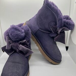 UGG Purple Velvet Bow Shearling Ankle Boots - Size 7